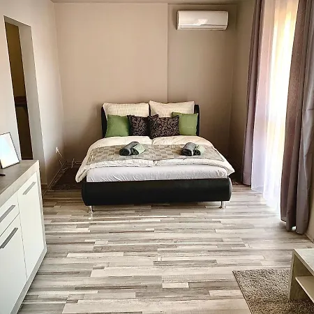 Forint Apartment